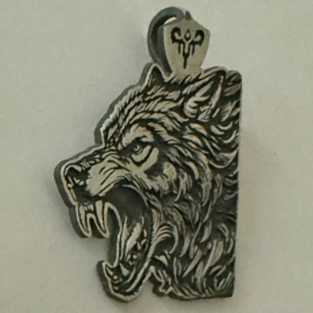 925 Silver wolf unisex pendant